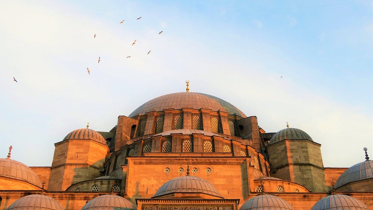 Istanbul Travel Guide